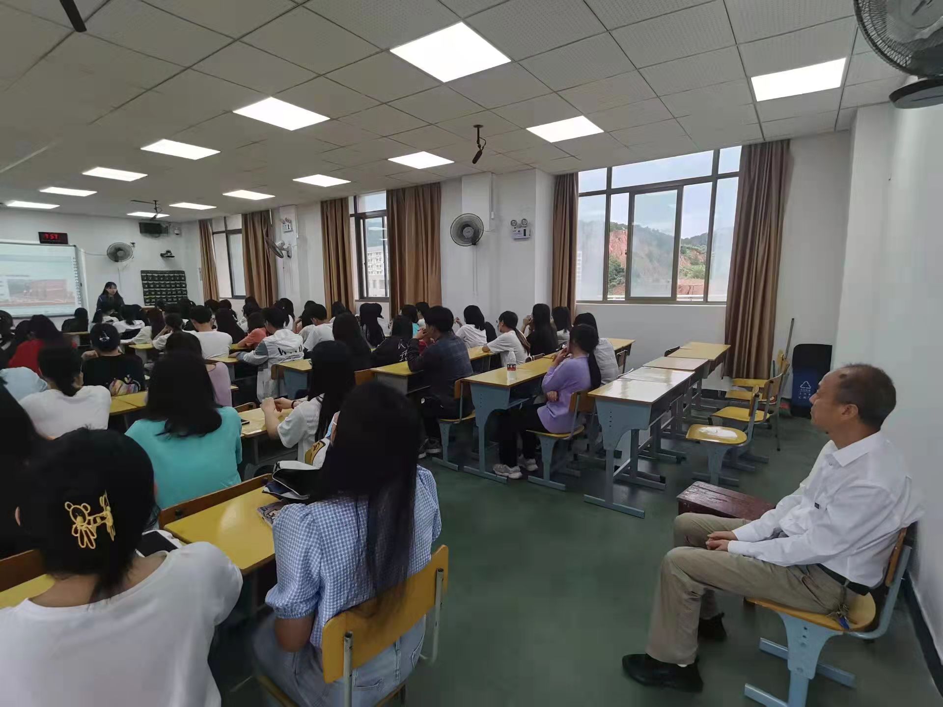 微信图片_20220531145231.jpg