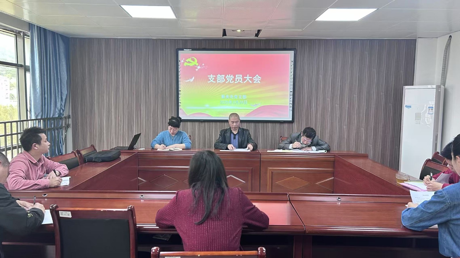 微信图片_20250324154052.jpg